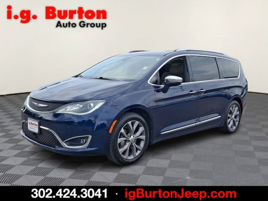 Used 2019 Chrysler Pacifica Limited Minivan/Van