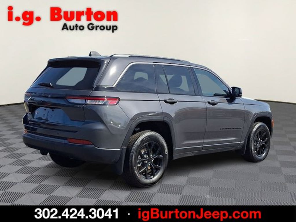 New 2026 Jeep Grand Cherokee LAREDO ALTITUDE 4X4 Sport Utility