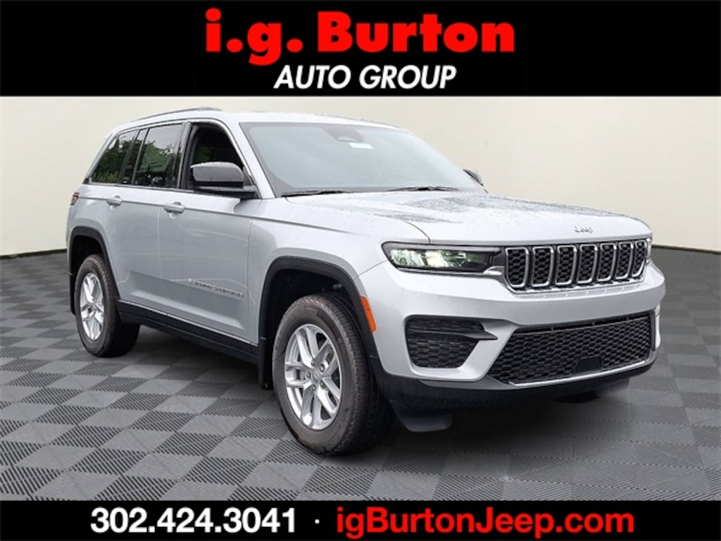 New 2025 Jeep Grand Cherokee LAREDO X 4X4 Sport Utility