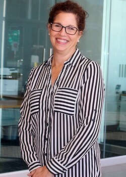 Staff member Kathy Howton from ID_17e9e0f68913