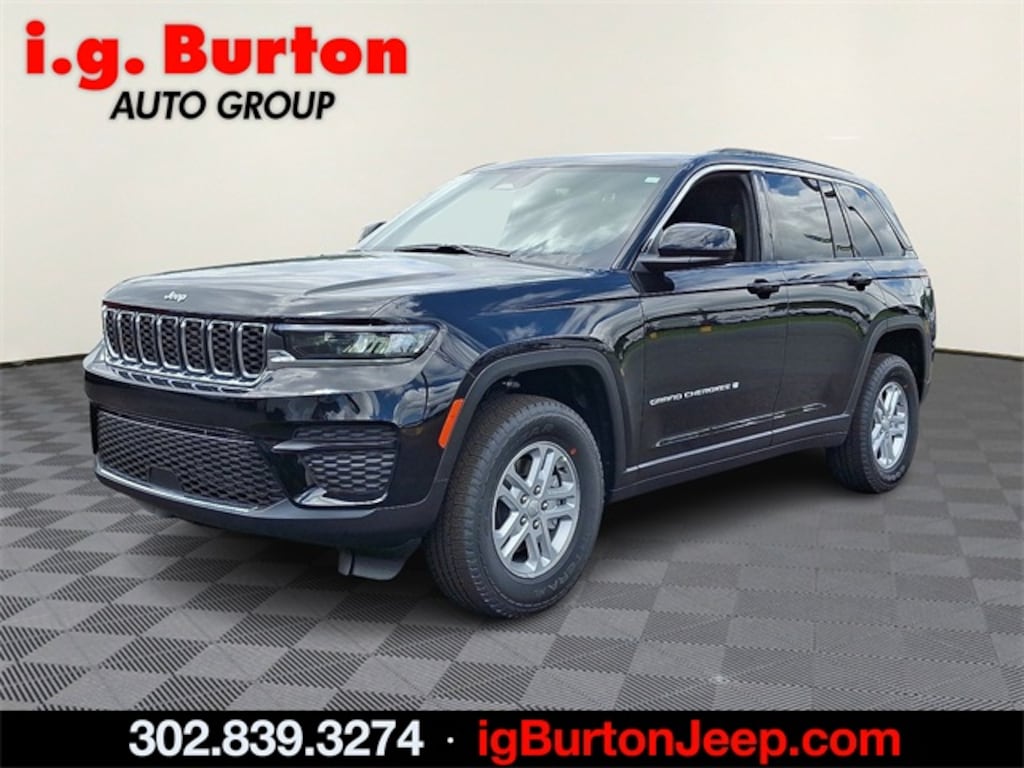 New 2025 Jeep Grand Cherokee LAREDO 4X4 Sport Utility