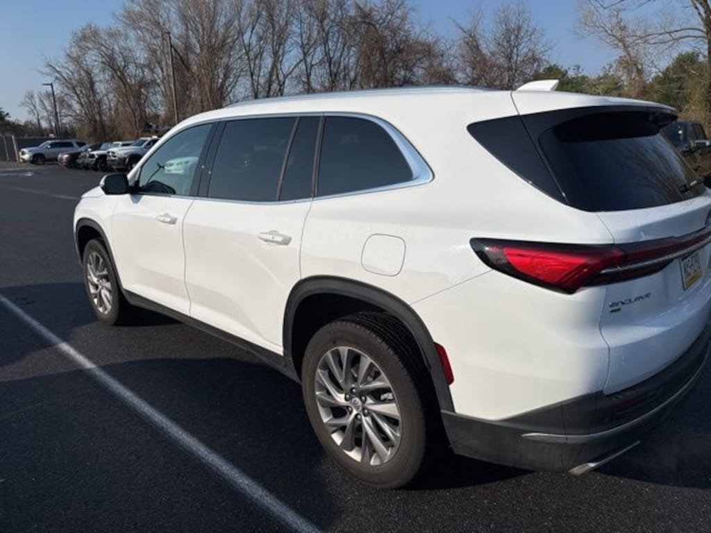 Used 2026 Buick Enclave Preferred SUV
