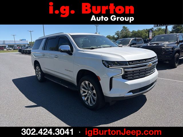 2021 Chevrolet Suburban 4WD 1500 Premier's photo