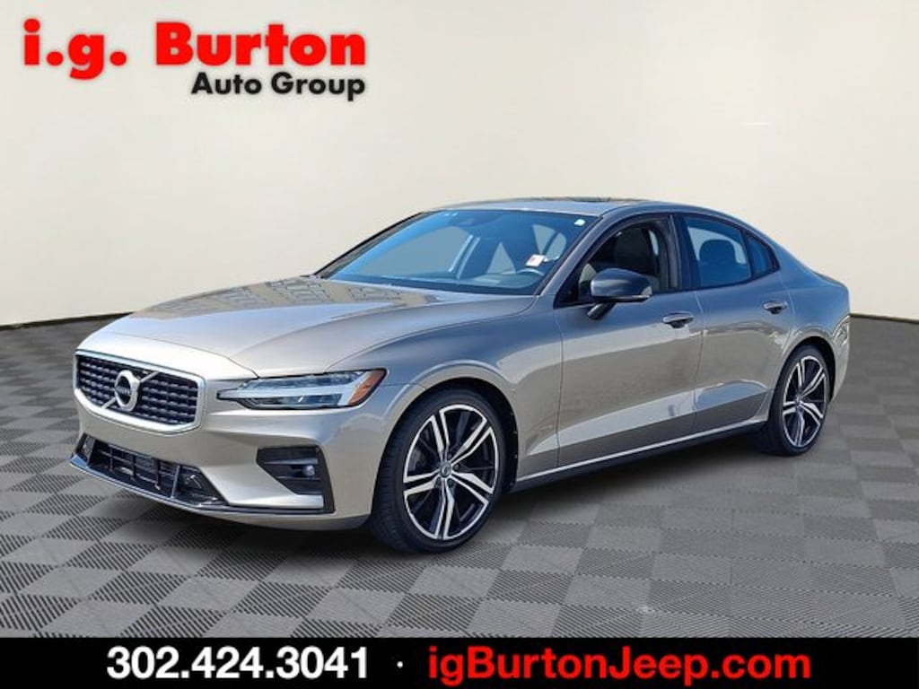 Used 2019 Volvo S60 T6 R-Design Sedan