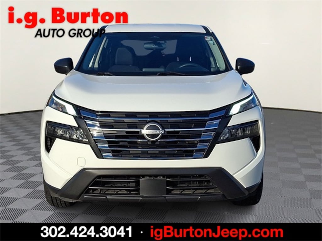 Used 2024 Nissan Rogue S SUV