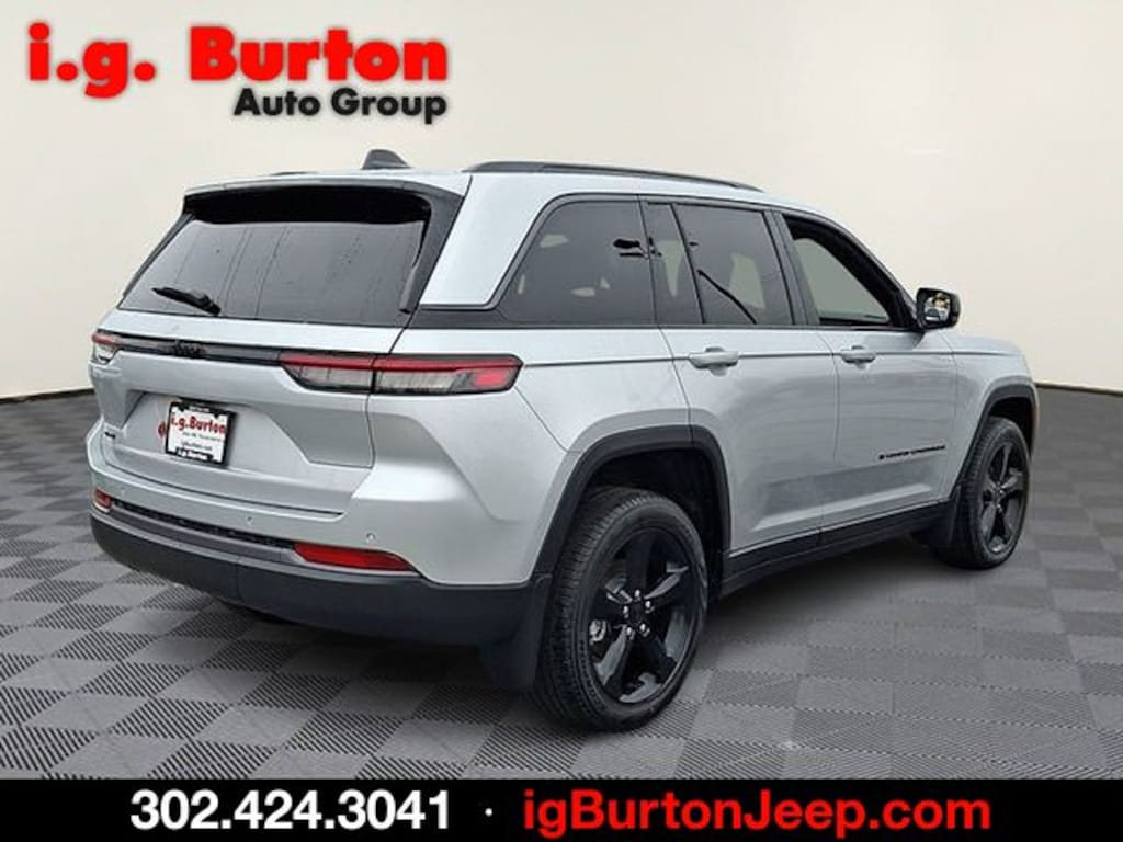 New 2026 Jeep Grand Cherokee LIMITED 4X4 Sport Utility