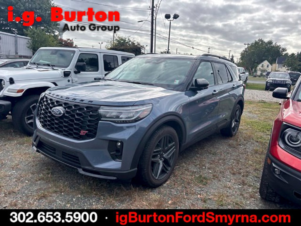 Used 2025 Ford Explorer ST SUV