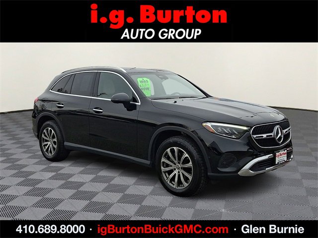 2023 Mercedes-Benz GLC GLC300's photo