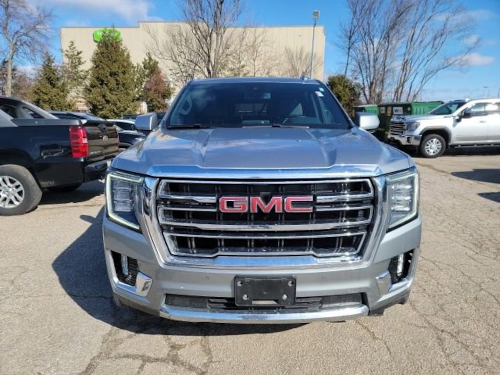 Used 2024 GMC Yukon SLT SUV