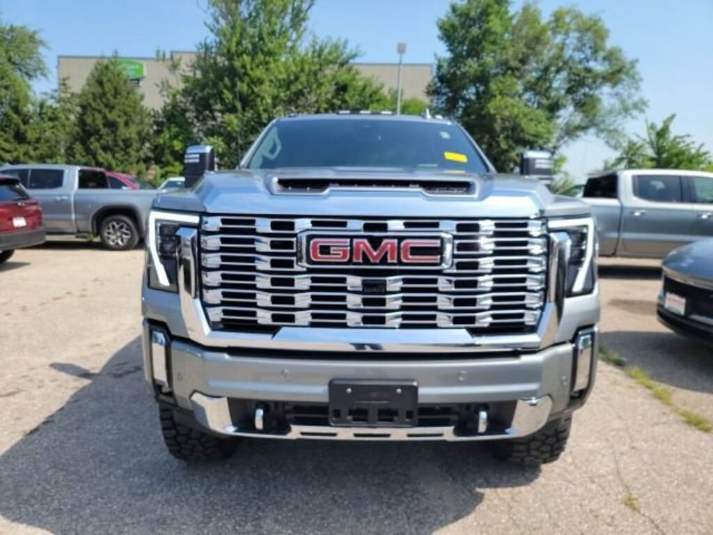 Used 2025 GMC Sierra 2500 HD Denali Truck
