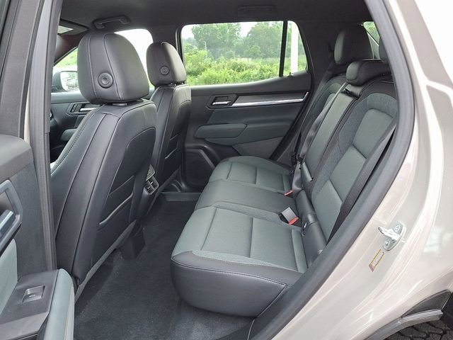 2026 GMC Terrain AT4 - Photo 6