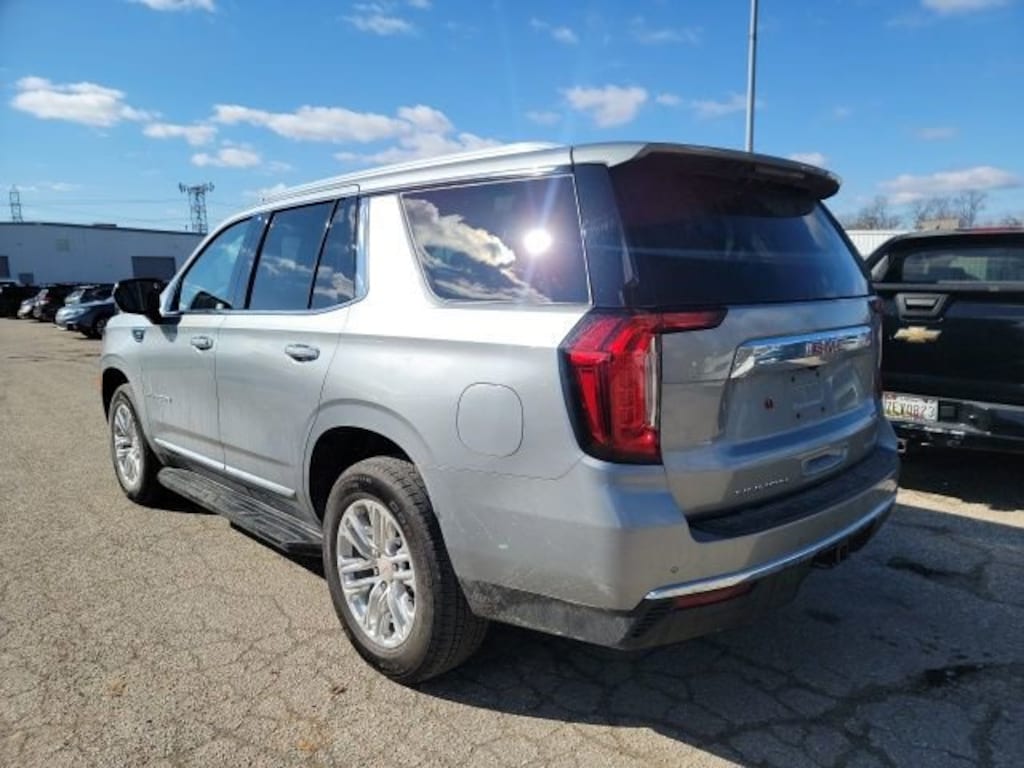 Used 2024 GMC Yukon SLT SUV