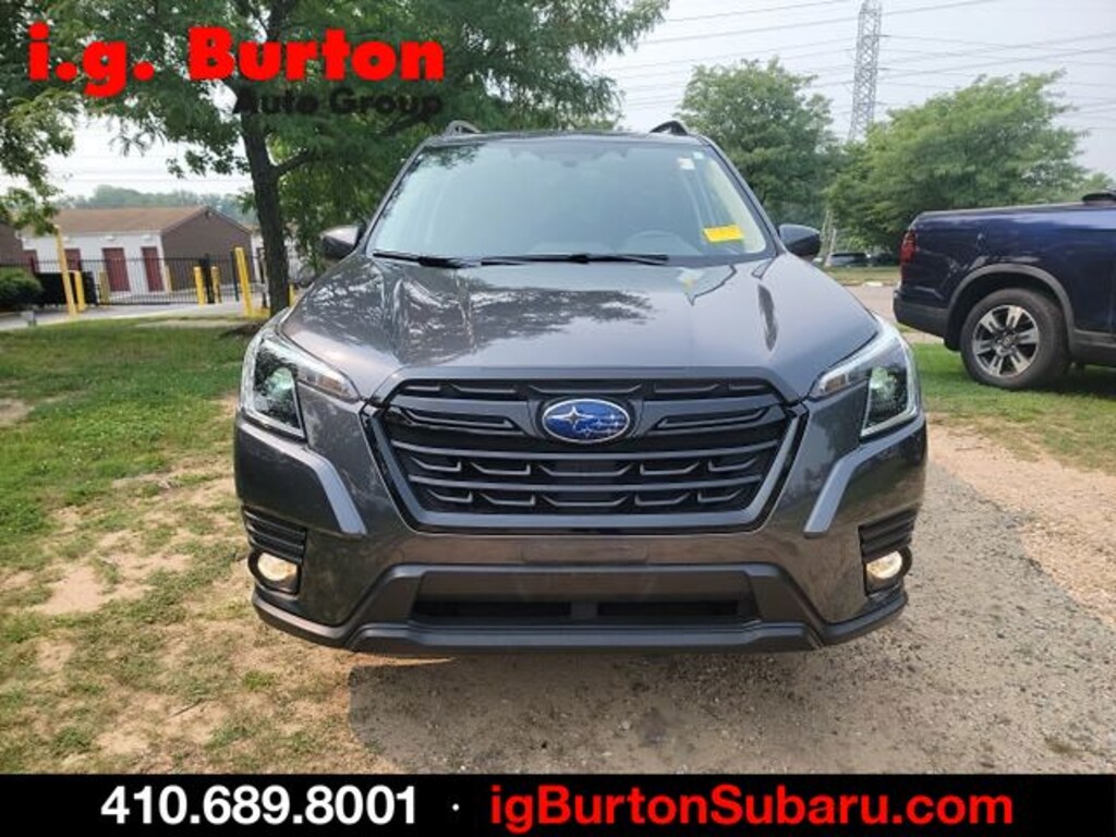 Used 2023 Subaru Forester Premium SUV