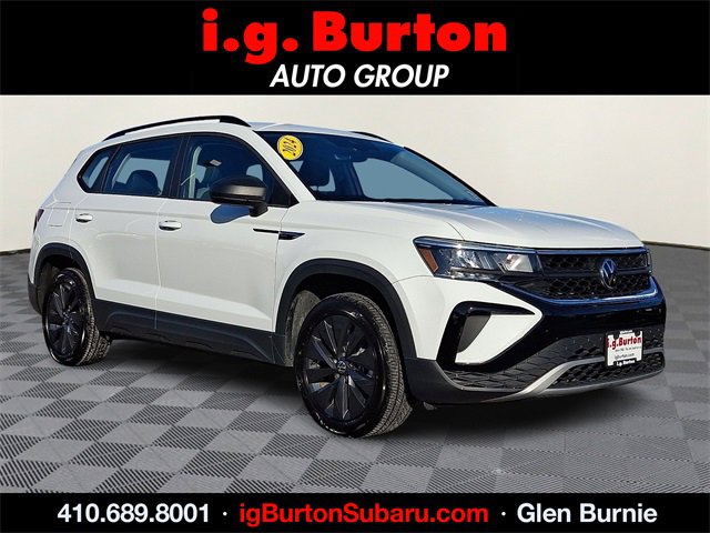 2024 Volkswagen Taos S's photo