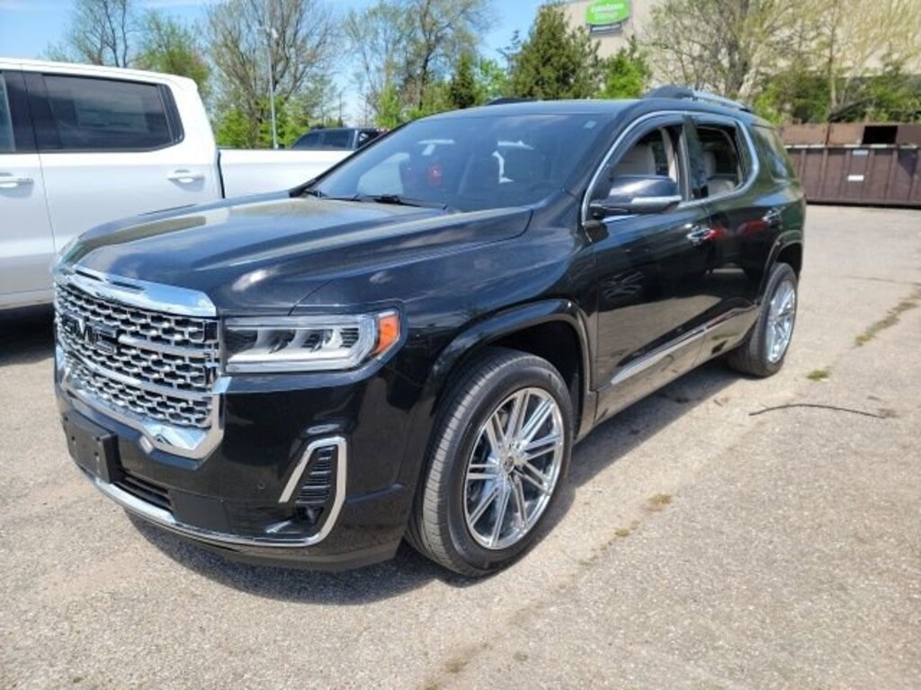 Used 2023 GMC Acadia Denali SUV