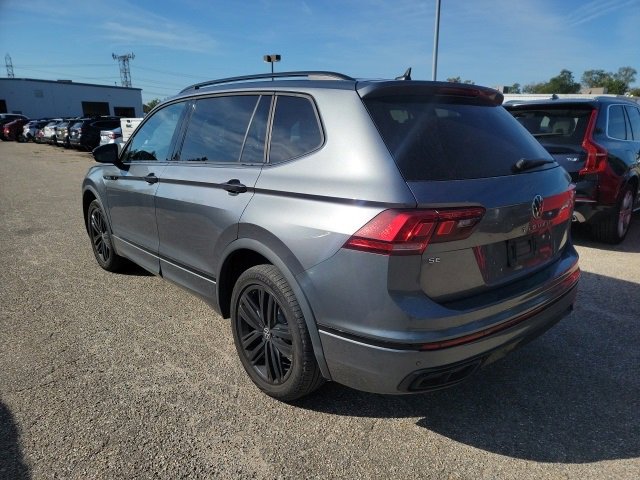 2022 Volkswagen Tiguan SE R-Line Black photo 4