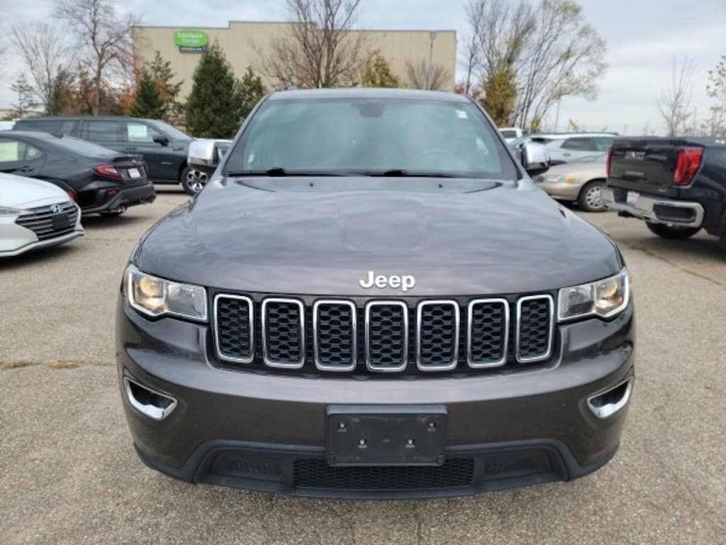 Used 2017 Jeep Grand Cherokee Laredo