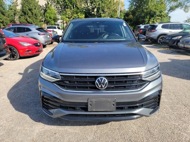 2022 Volkswagen Tiguan SE R-Line Black photo 2