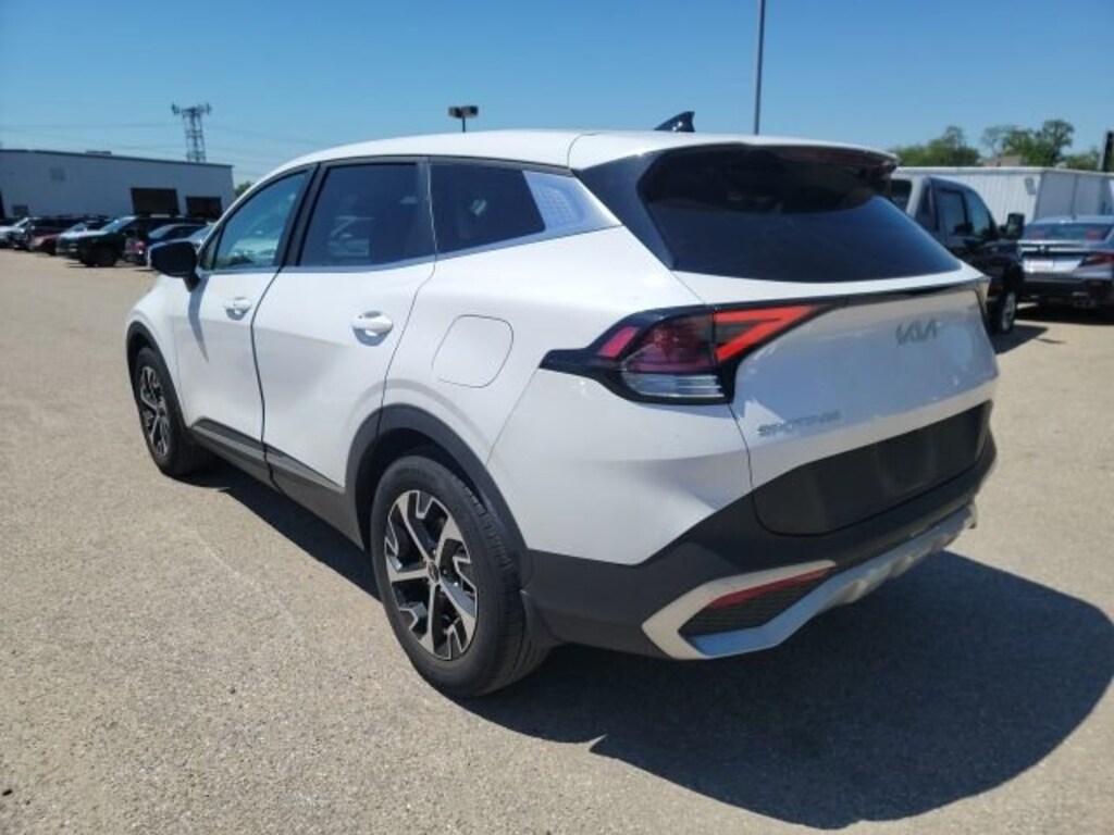 Used 2024 Kia Sportage EX SUV