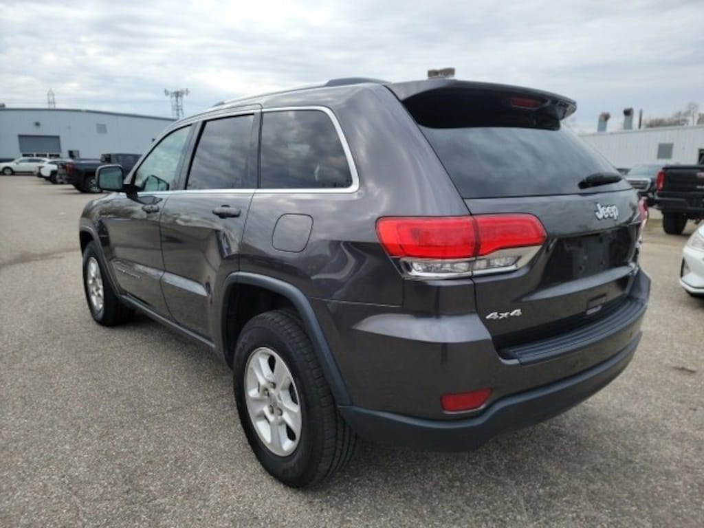 Used 2017 Jeep Grand Cherokee Laredo