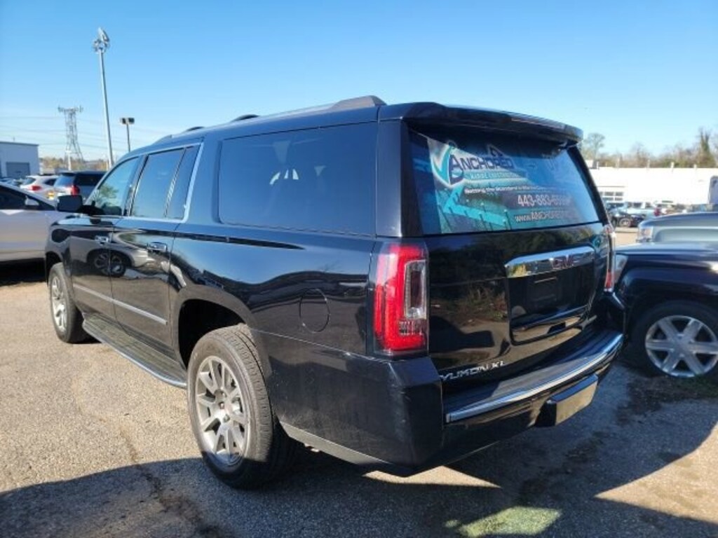 Used 2019 GMC Yukon XL Denali SUV