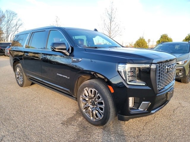 2023 GMC Yukon XL Denali Ultimate's photo