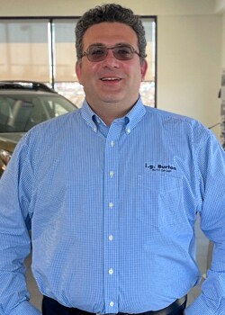 Staff member Bill Brayer from ID_b21f3e5570af