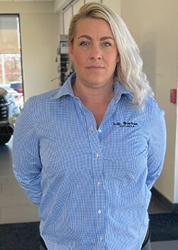 Staff member Constance Gelinas from ID_4c2051f48574