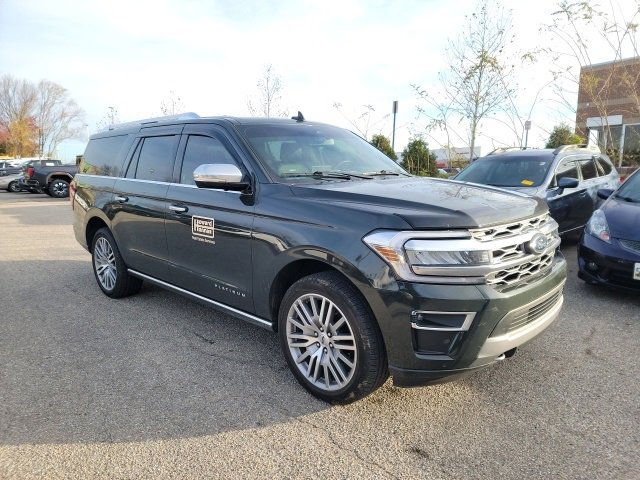 2022 Ford Expedition Platinum's photo