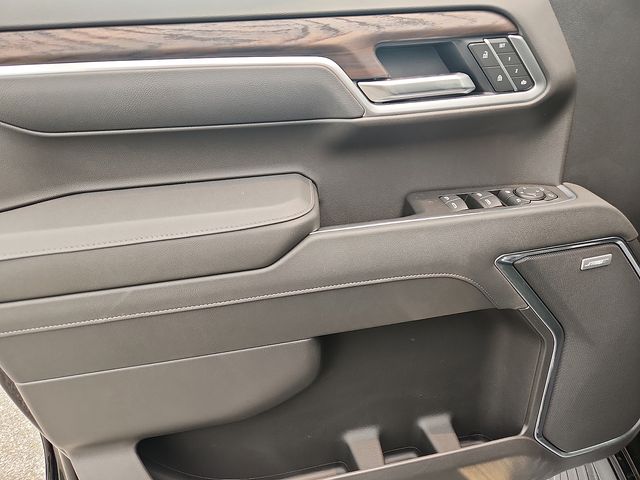 2026 GMC Sierra 1500 SLT - Photo 8