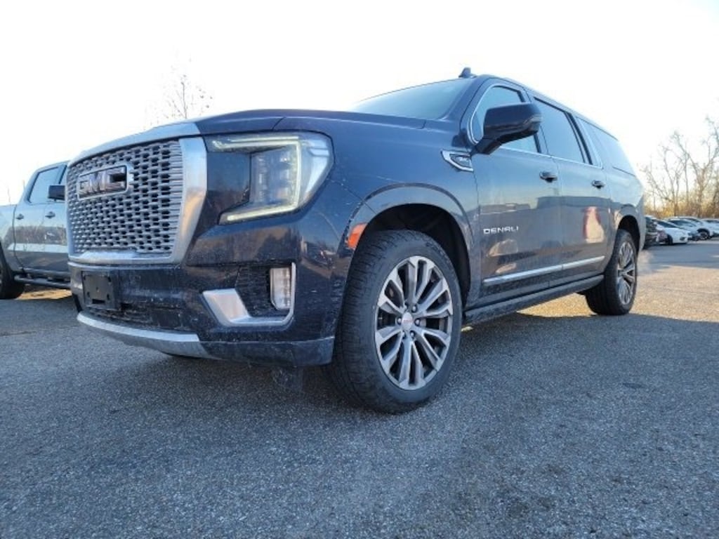 Used 2021 GMC Yukon XL Denali SUV