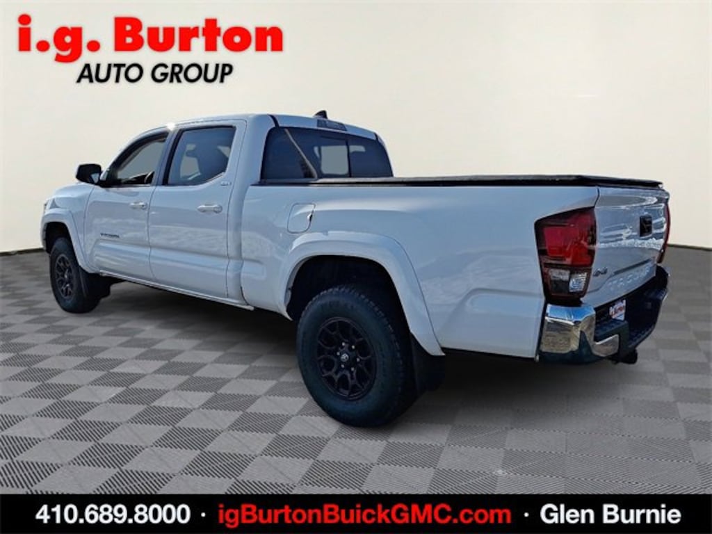 Used 2022 Toyota Tacoma 4WD SR5