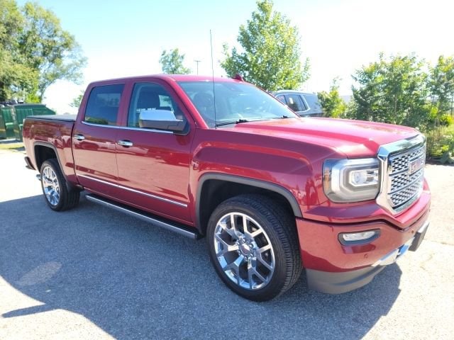 2018 GMC Sierra 4WD Crew Cab Short Box's photo