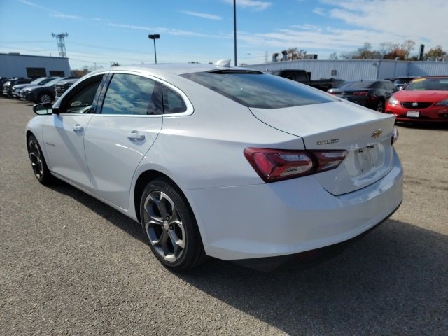 2022 Chevrolet Malibu 1LT photo 3