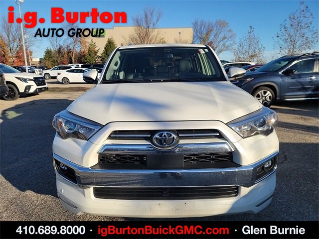 2023 Toyota 4Runner Limited photo 2