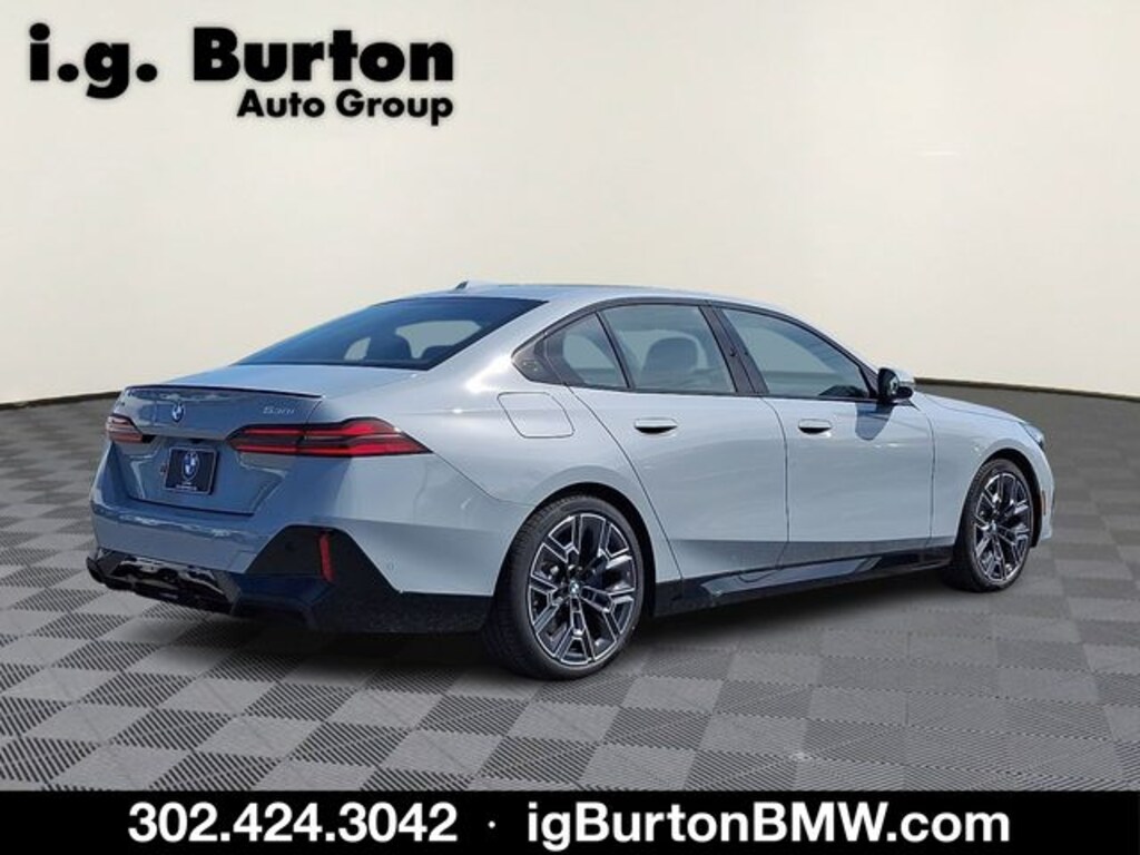 New 2026 BMW 5 Series 530i xDrive Sedan