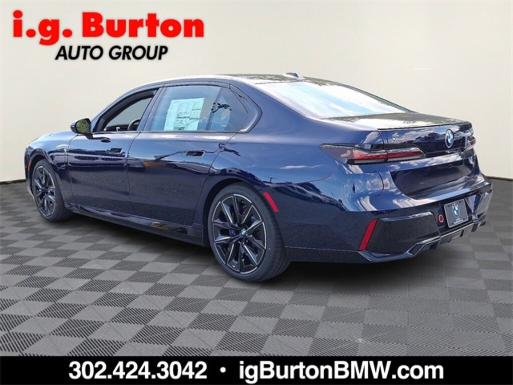 New 2026 BMW 7 Series 750e xDrive Sedan