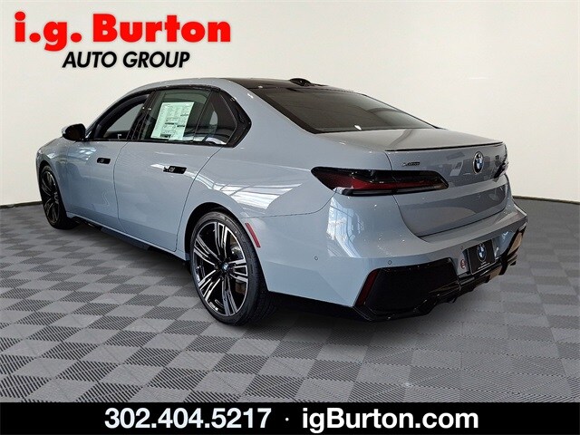 2026 Bmw 740i xDrive photo 3