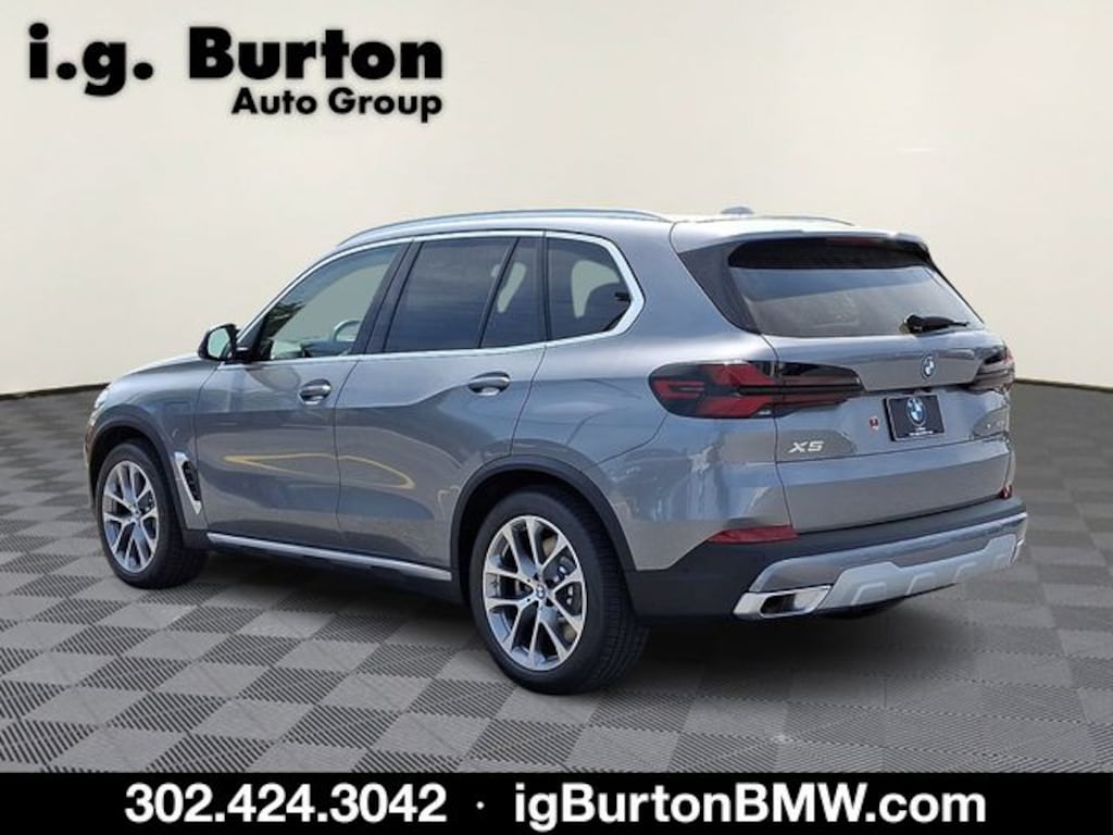 New 2026 BMW X5 xDrive50e SUV