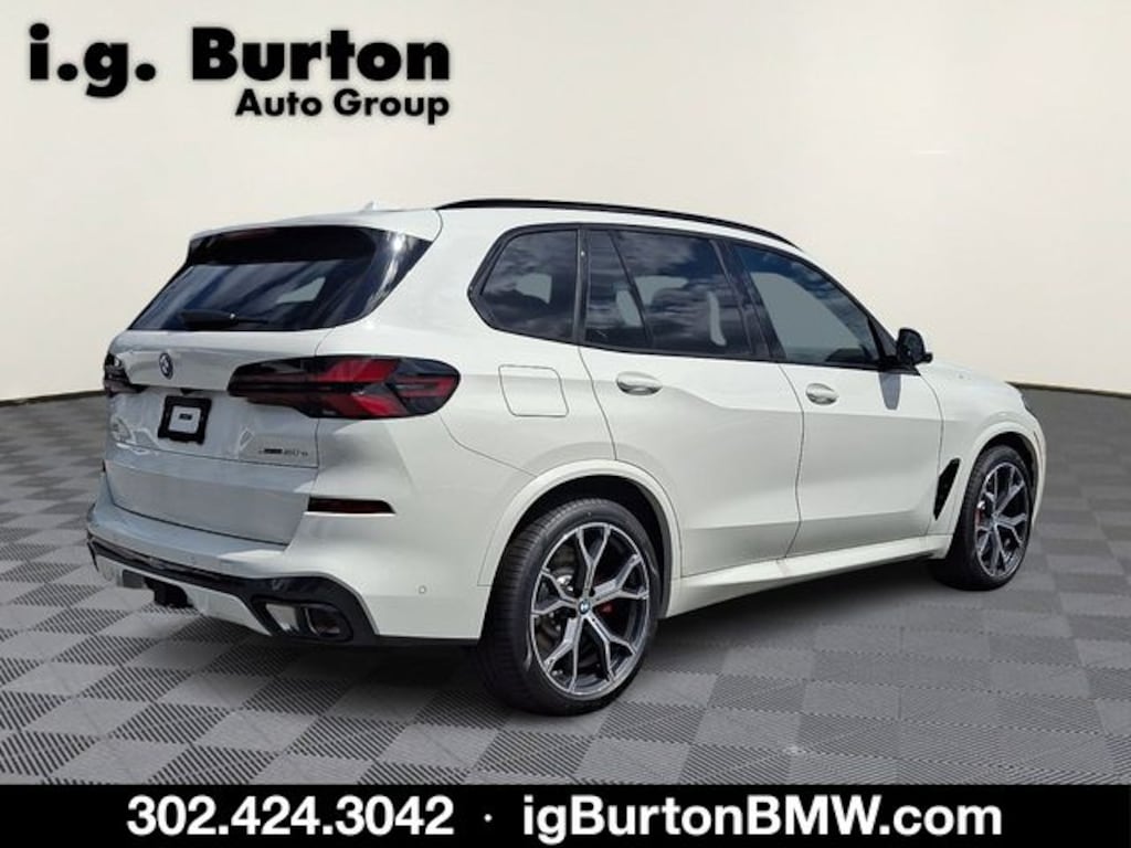 New 2026 BMW X5 xDrive50e SUV