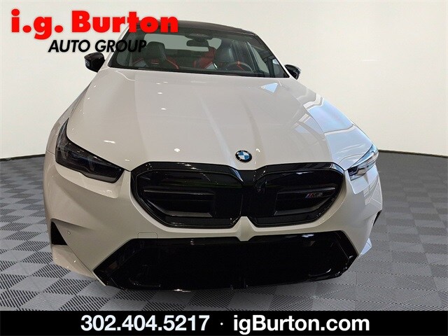 2026 Bmw M5 5 photo 2