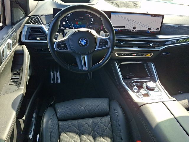 2025 BMW X6 M60i - Photo 11