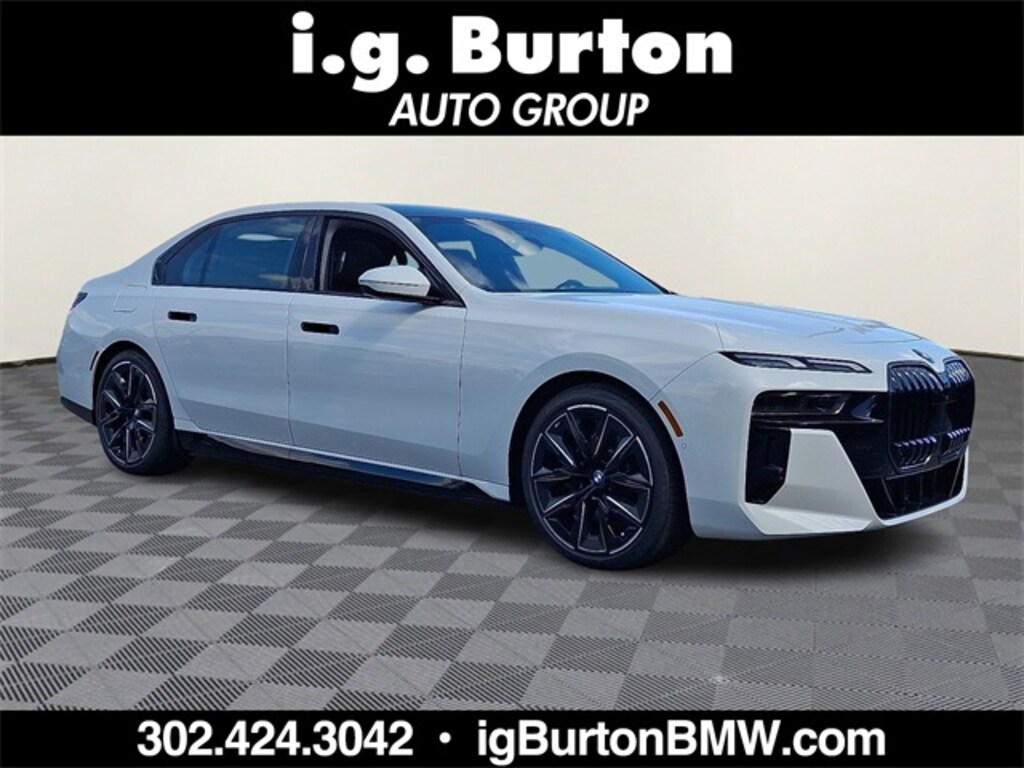 New 2026 BMW 7 Series 750e xDrive Sedan