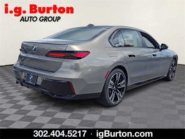 2025 Bmw 740i 740i xDrive photo 4
