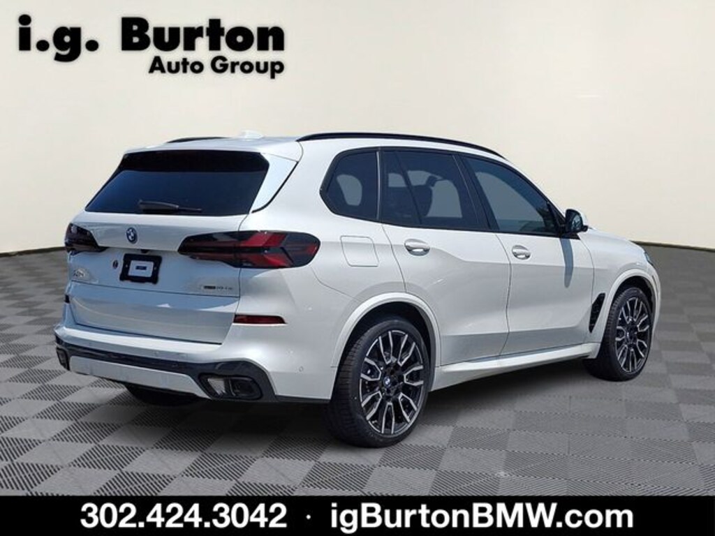 New 2026 BMW X5 xDrive50e SUV