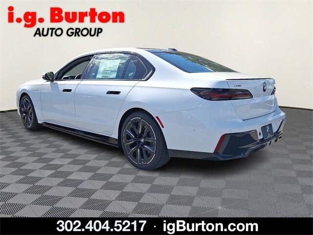 2026 Bmw 750e 750e xDrive photo 3
