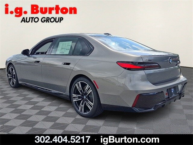 2025 Bmw 740i 740i xDrive photo 3