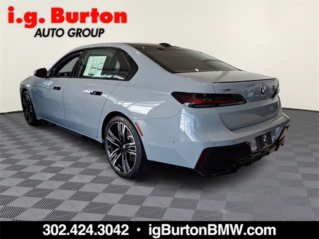 New 2026 BMW 7 Series 740i xDrive Sedan
