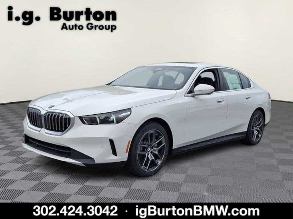 New 2026 BMW 5 Series 530i xDrive Sedan