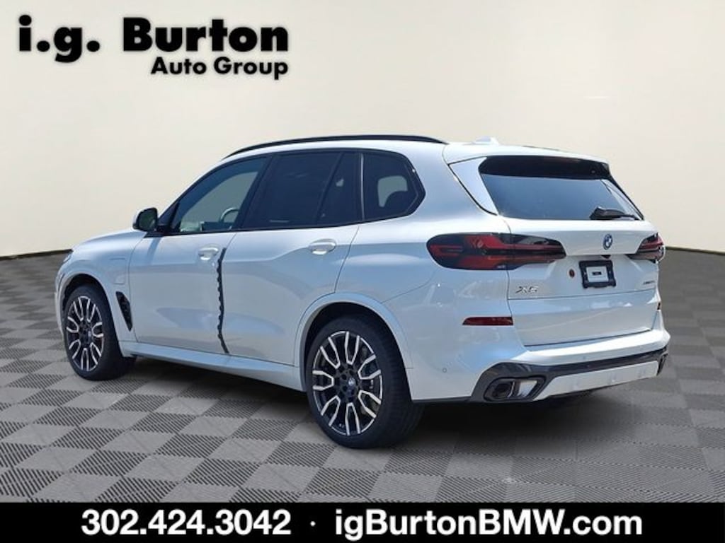 New 2026 BMW X5 xDrive50e SUV
